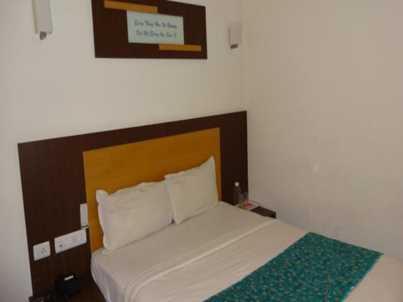 Continental Park Hotel Vijayawāda Exterior photo