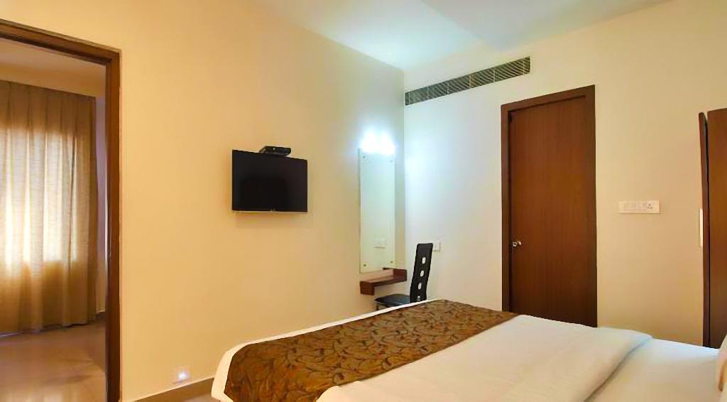 Continental Park Hotel Vijayawāda Exterior photo